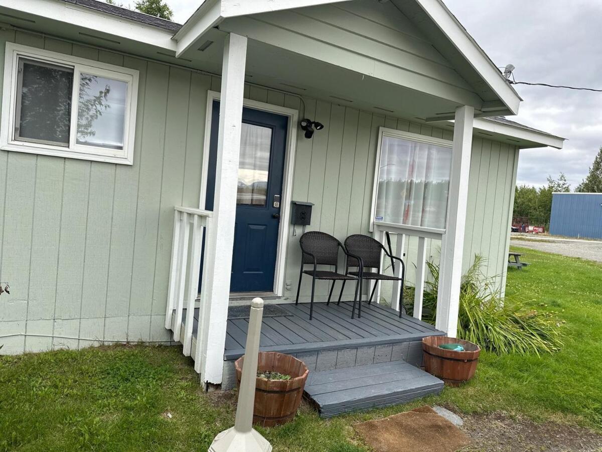 Cloud Nine Cottage Big Lake Экстерьер фото