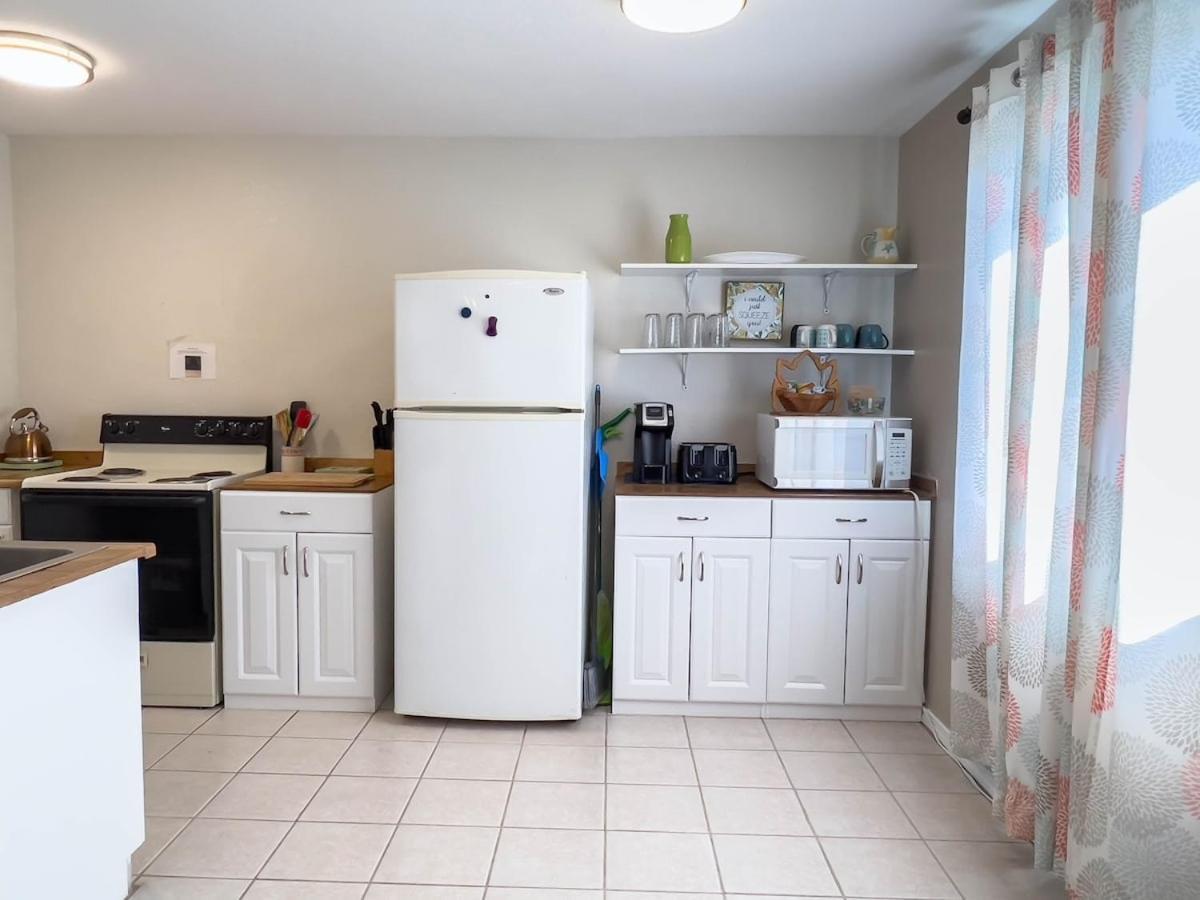 Cloud Nine Cottage Big Lake Экстерьер фото