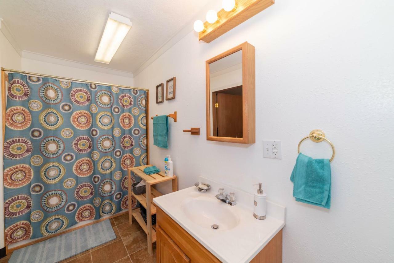 Cloud Nine Cottage Big Lake Экстерьер фото